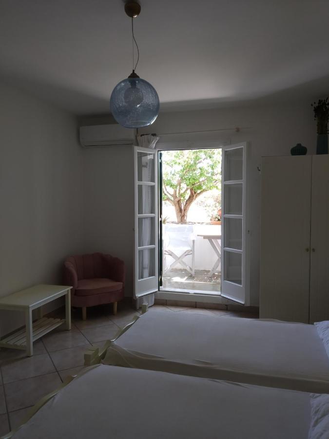 Elpidas Studios Agia Anna  외부 사진