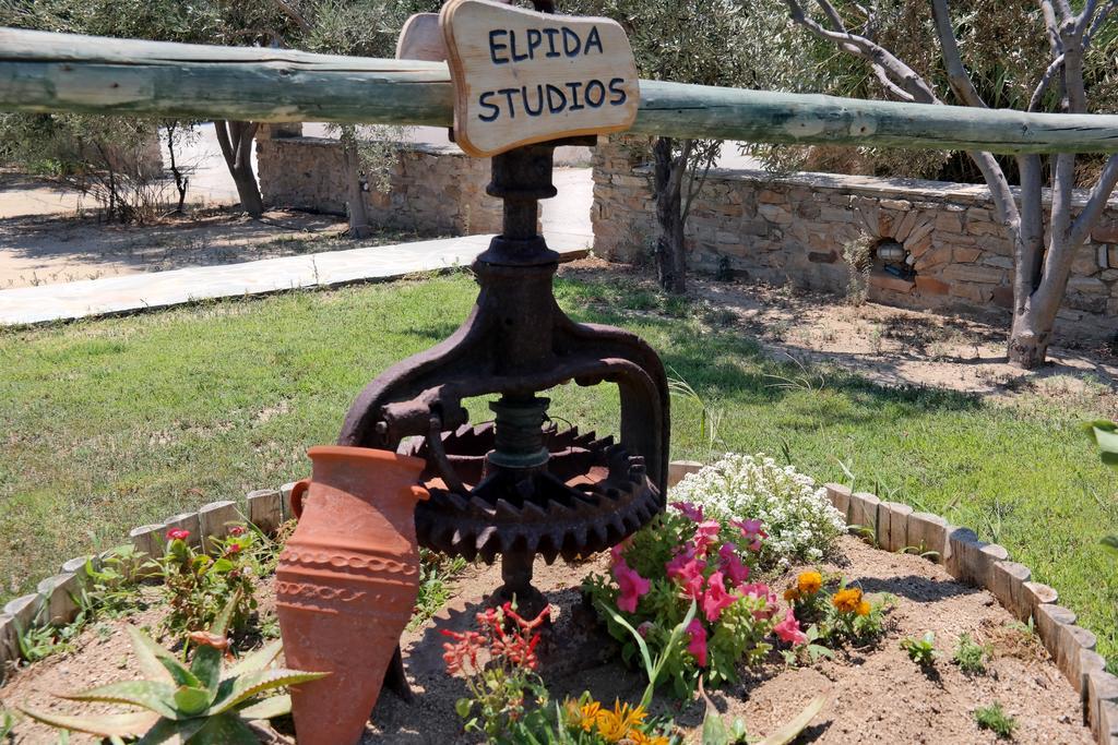 Elpidas Studios Agia Anna  외부 사진